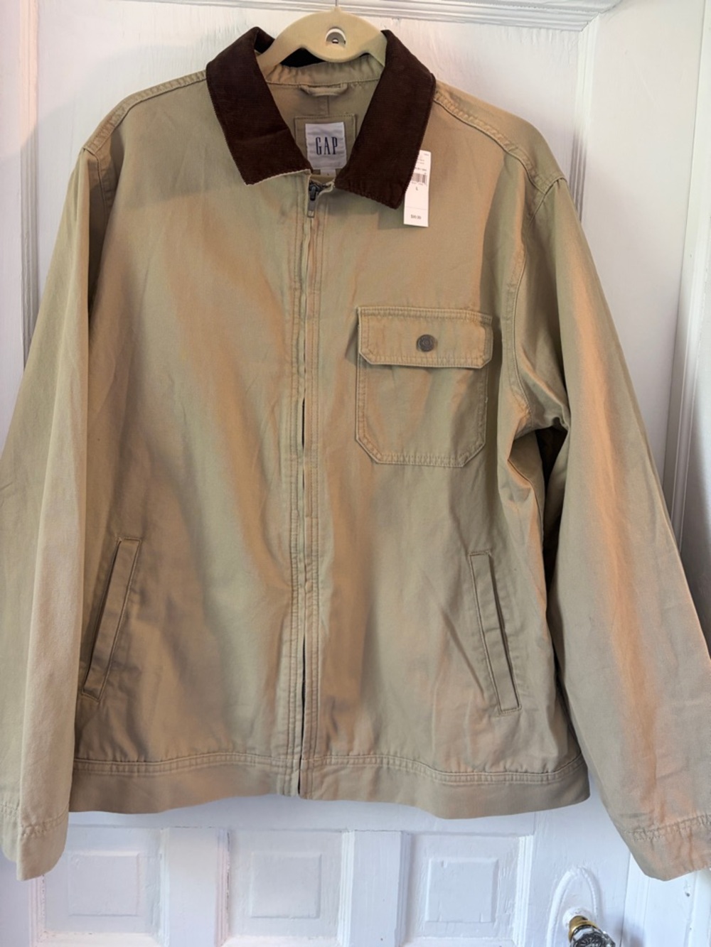 GAP Men's Khaki Barn Jacket with Dark Brown Corduroy Collar - Picture 4 of 7